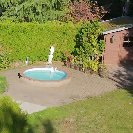 Haus Tierlieb بيت للعطل ستادتكيل