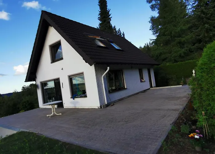 Haus Tierlieb Dom wakacyjny Stadtkyll